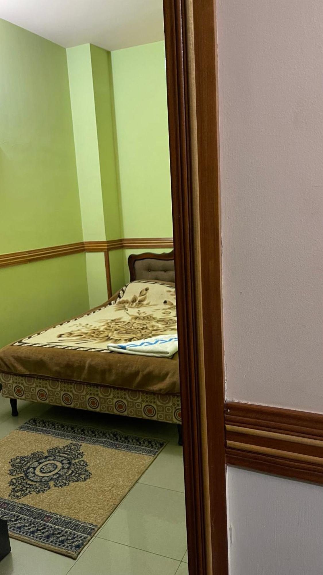 Citrus Guest House Jerevan Buitenkant foto